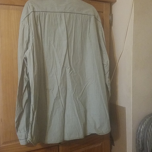 Shirt - Picture 2 of 2